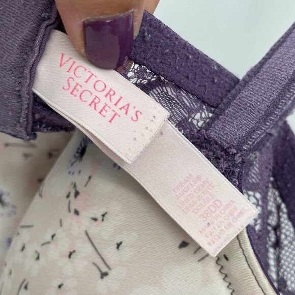 Victoria's Secret Purple Floral Lace Bra Dream Angels Lined Demi 38DD - Picture 3 of 6